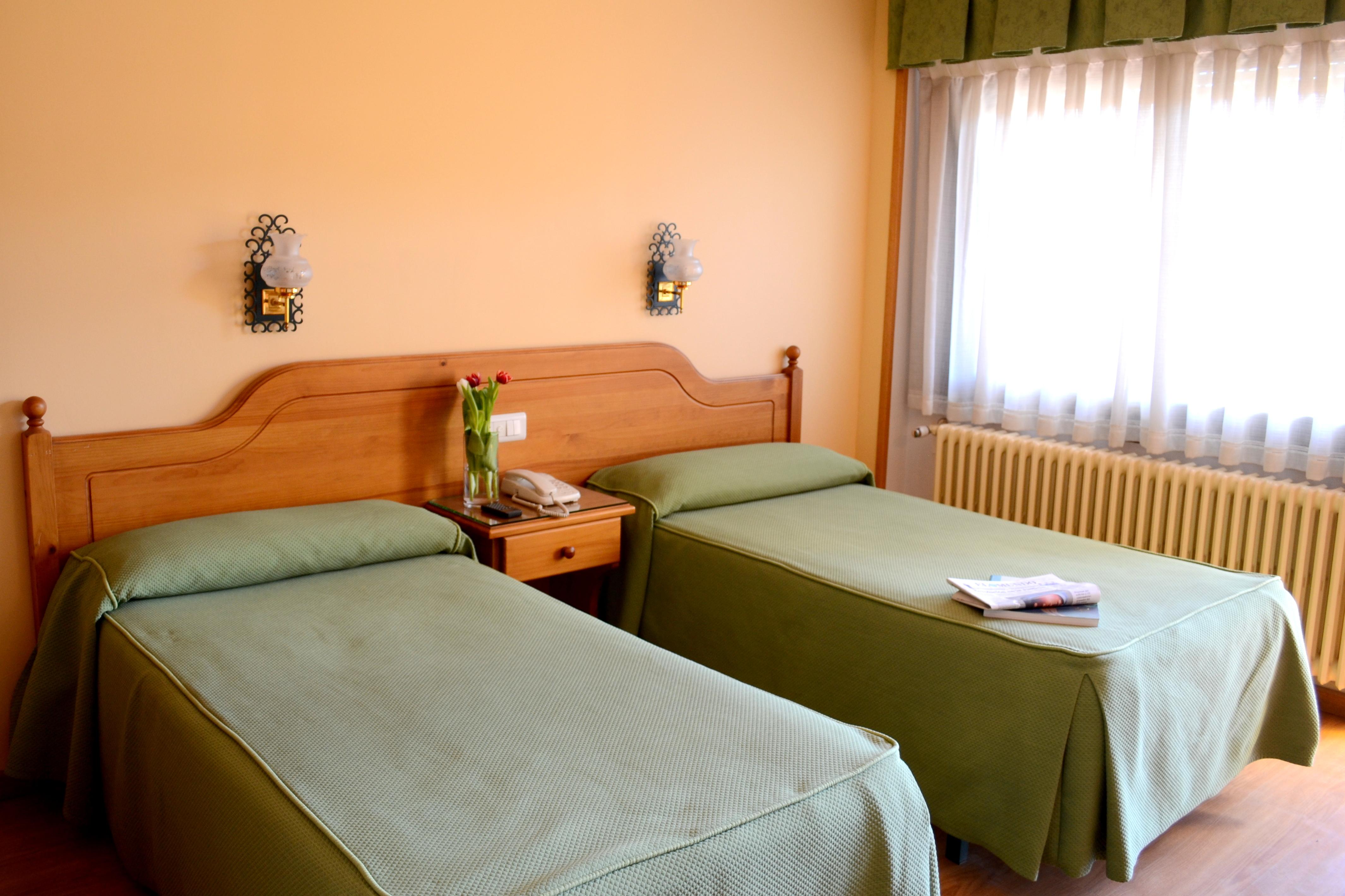 Hotel Mi Casa Sabiñánigo Eksteriør bilde