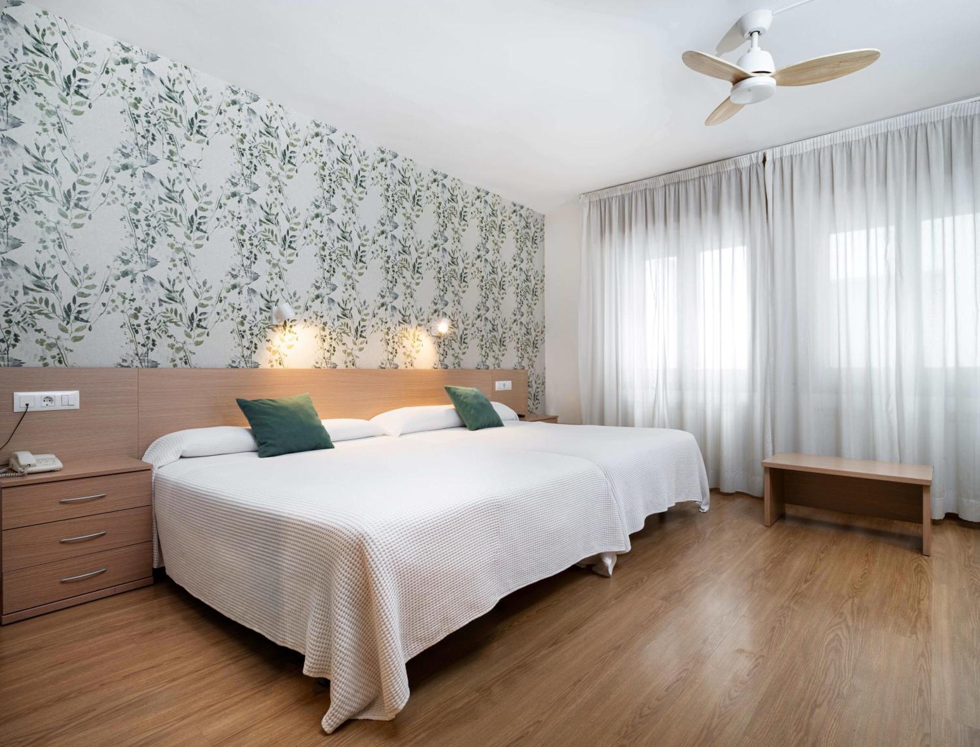 Hotel Mi Casa Sabiñánigo Eksteriør bilde