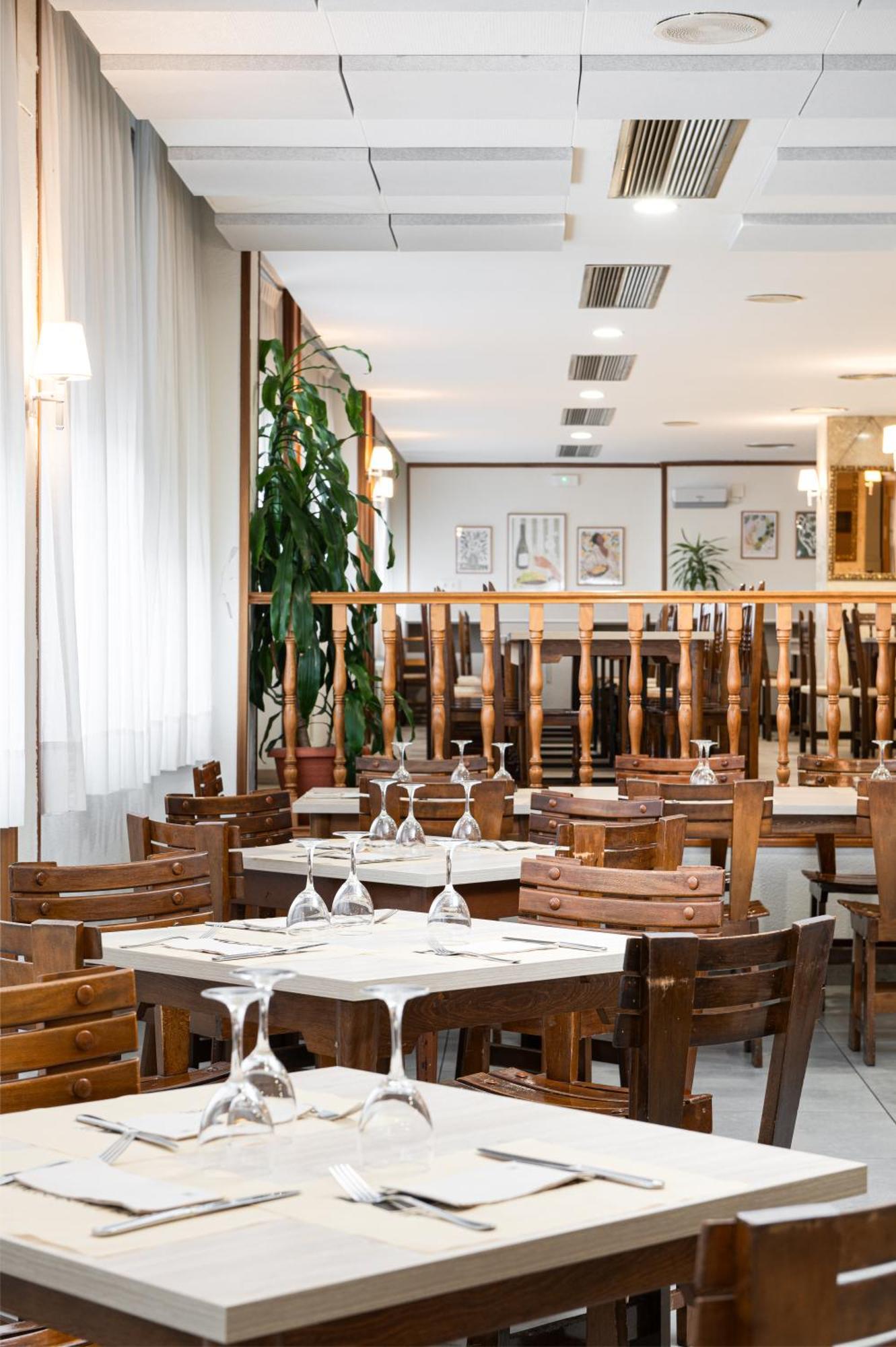 Hotel Mi Casa Sabiñánigo Eksteriør bilde